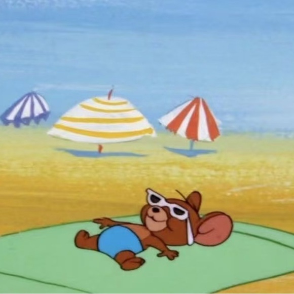 Meet your Posher, Gigi - Picture 1 of 1